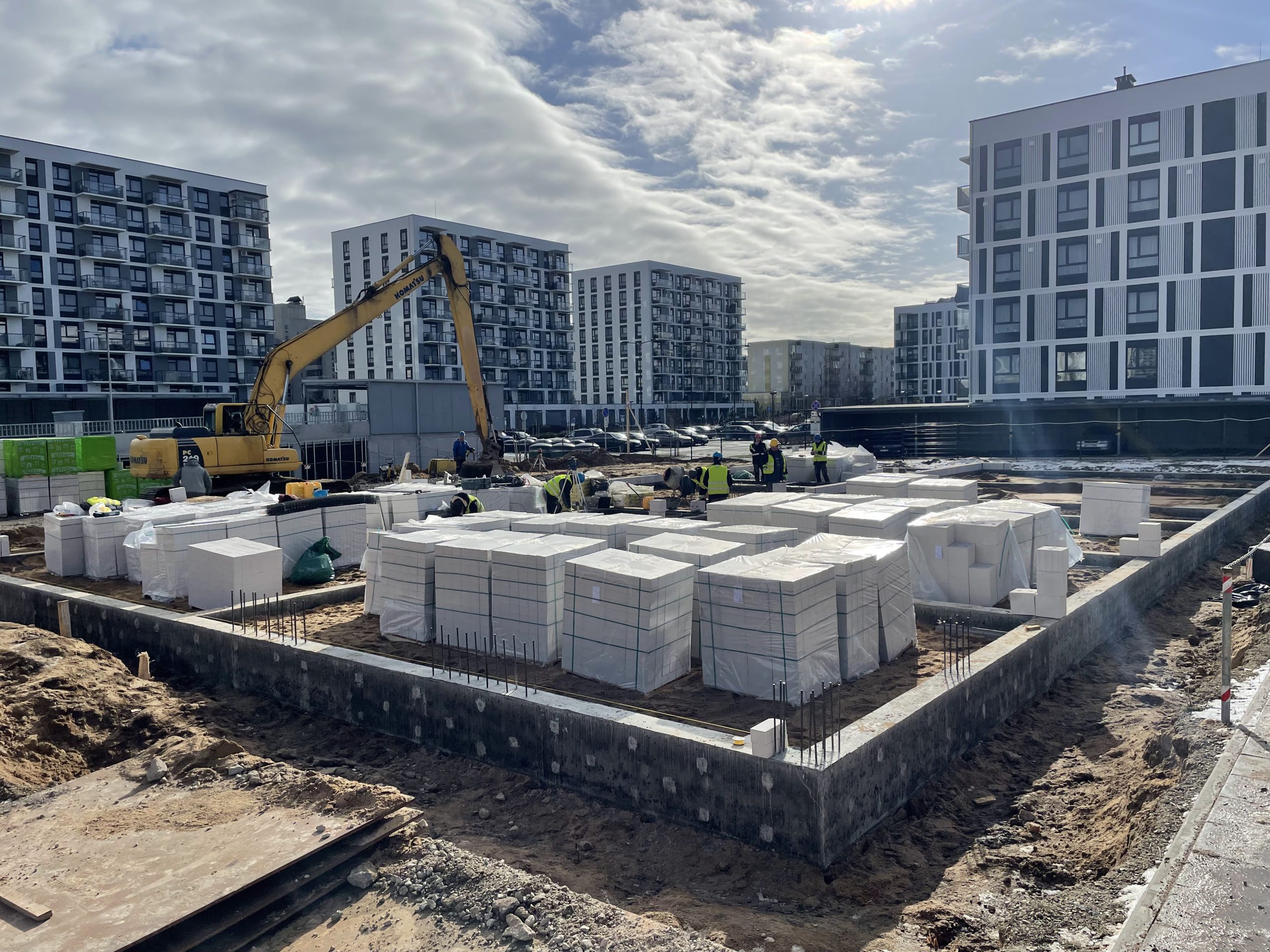 Mūro darbų pradžia. 2023 03 01